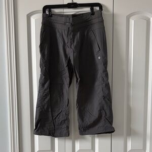 lululemon athletica women’s Dark Gray Drawstring cropped dance studio Pants